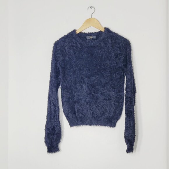 AKA Women's Black Shaggy Soft Vegan Fur Pullover Sweater Stretch Comfy Size 14 - Picture 3 of 9